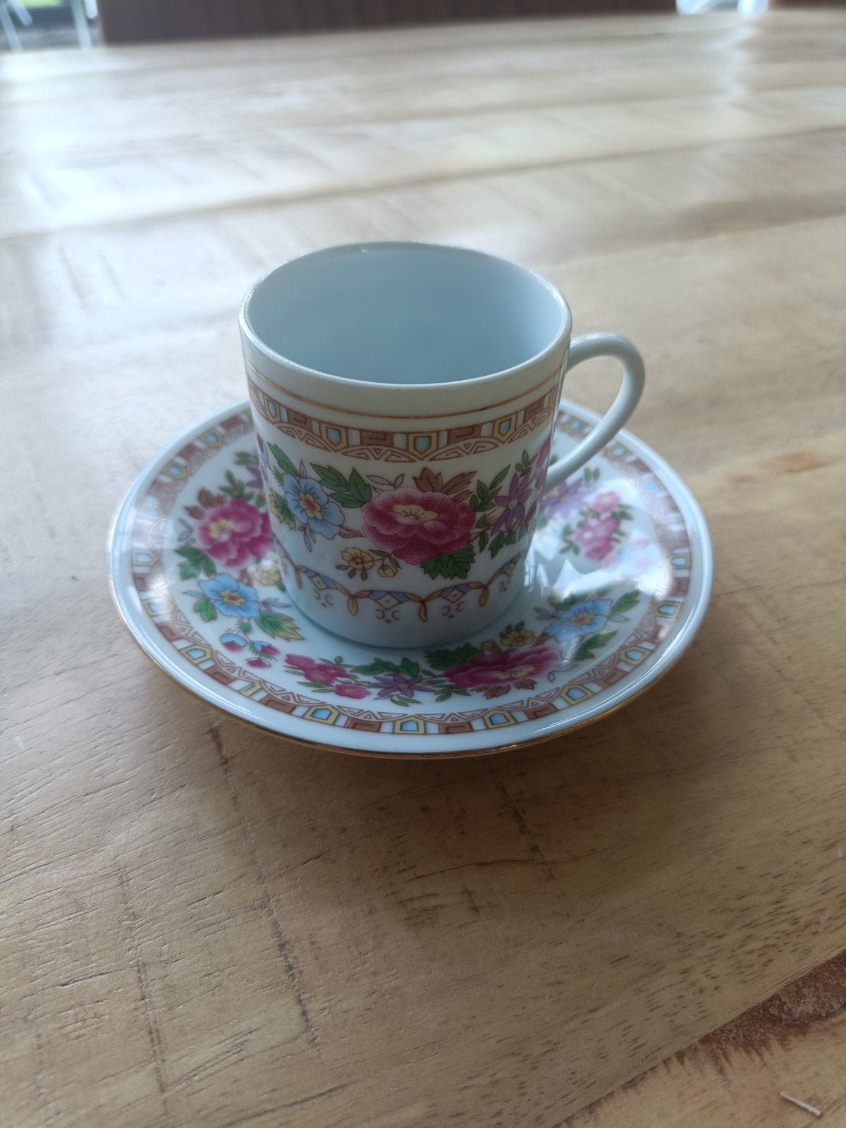 Vintage Chinees Espresso Kopje met Schotel - Roze Rozen, Antiek en Kunst, Ophalen of Verzenden