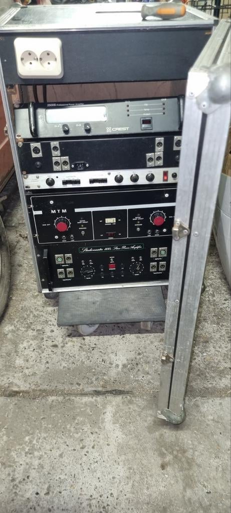 Versterkers voor PA, onderanderen Peavey, Crest en amplifier, Ophalen, Overige merken