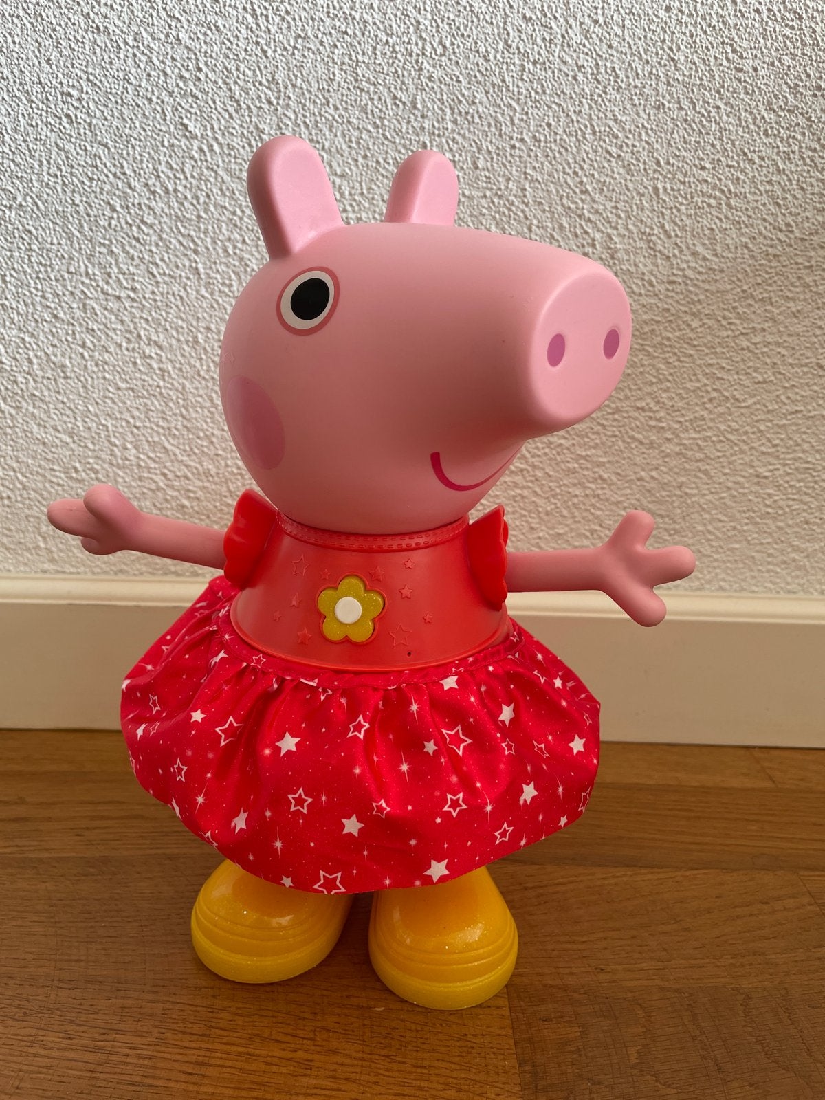 Peppa Pig speelfiguur met geluid en beweging, Ophalen of Verzenden, Zo goed als nieuw, Jongen of Meisje