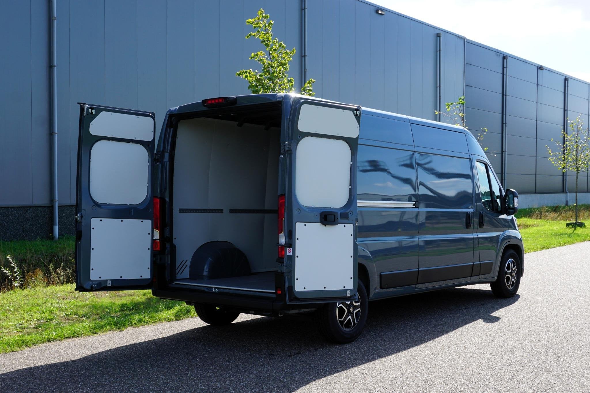Fiat Ducato 2.2 MultiJet 180 L3H2 3.5t in Topstaat |2 stoele, Stof, Gebruikt, 4 cilinders, 179 pk