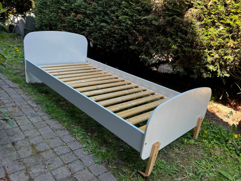 Kinderbed Kiddy - Wit - 90x200 met lattenbodem, Kinderen en Baby's, Kinderkamer | Bedden, Ophalen, 85 tot 100 cm, Gebruikt, Lattenbodem