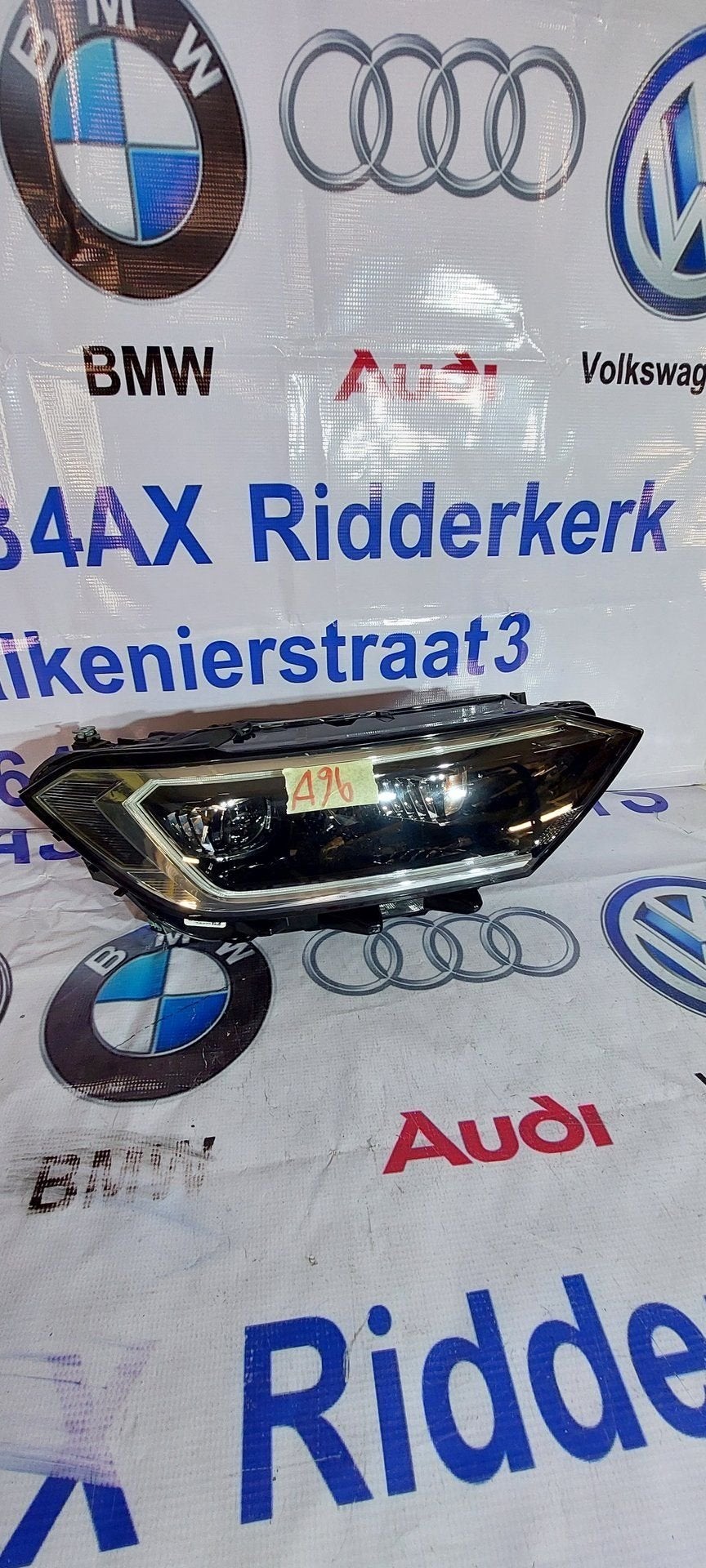 Volkswagen Jetta IV koplampen rechts 17B941036E origineel, Auto-onderdelen, Verlichting, Gebruikt, -, Volkswagen, -