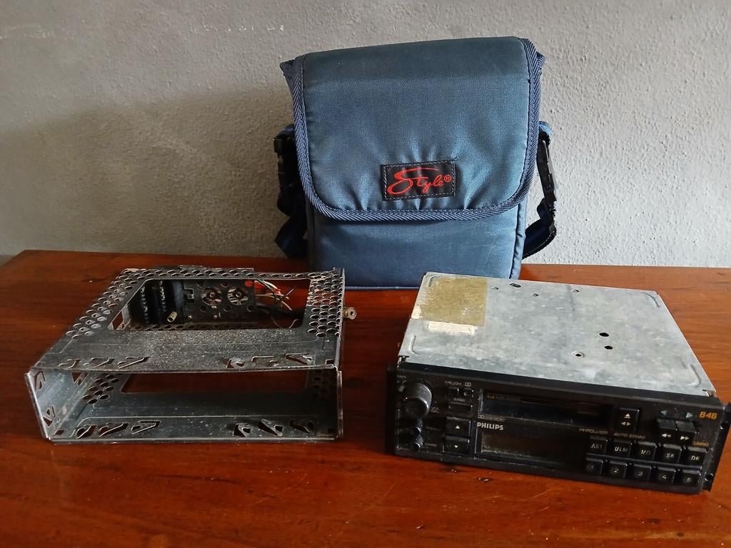Vintage Philips DC 846 Autoradio Cassettespeler Jaren '80, Auto diversen, Ophalen of Verzenden