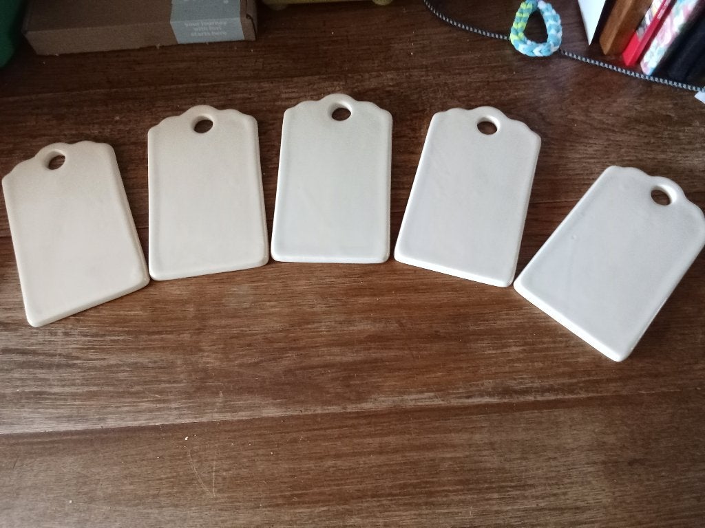 gave oude aardewerk broodplankjes effen creme kleuring, Ophalen of Verzenden