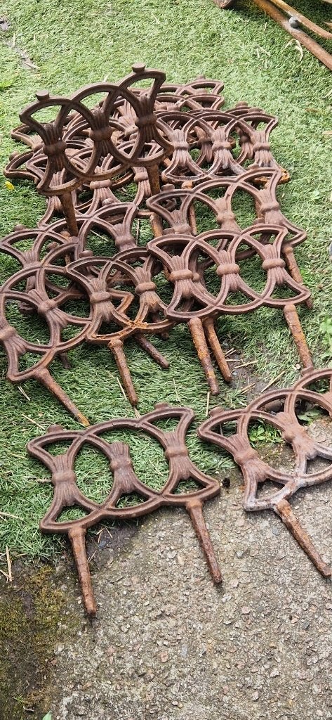16 antieke gietijzeren perkhekjes (circa3.70 mtr) (brocante), Ophalen of Verzenden, Gebruikt, IJzer, Overige typen