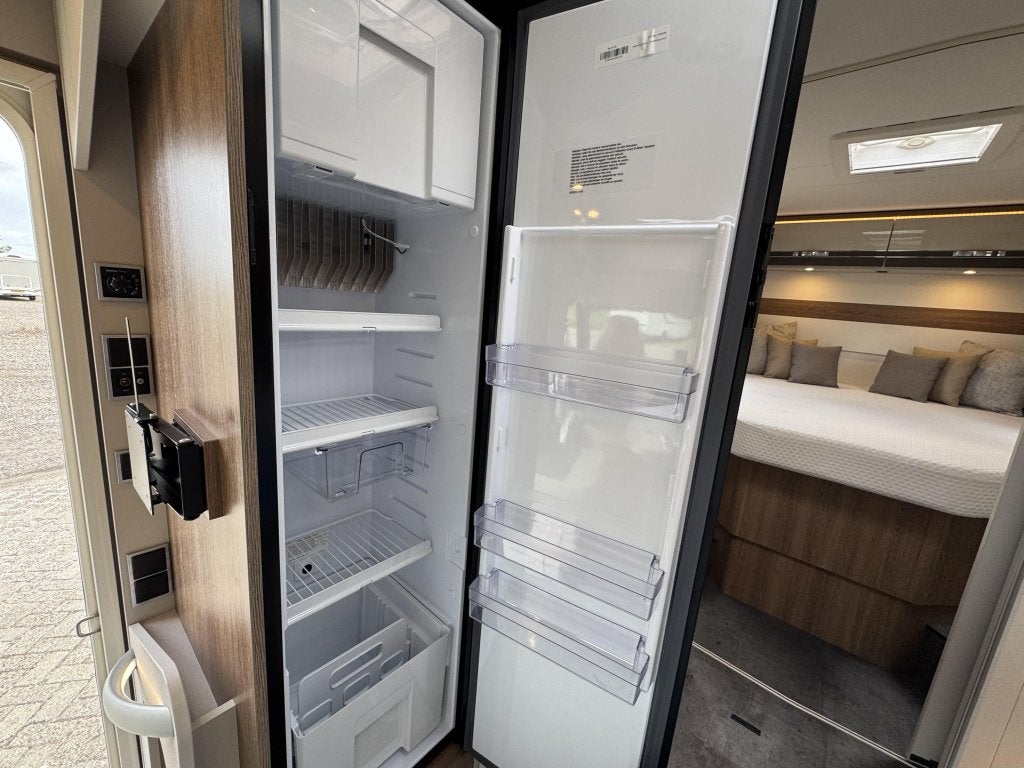 Foto 21 van Dethleffs Trend 7057 Automaat Queensbed Hefbed 2025