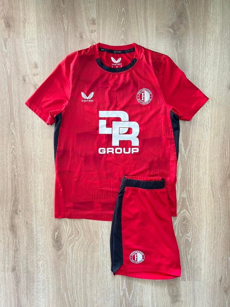 Feyenoord rood trainingsset Castore 23/24 Maat 158, Jongen of Meisje, Sport- of Zwemkleding, Ophalen of Verzenden, Castore