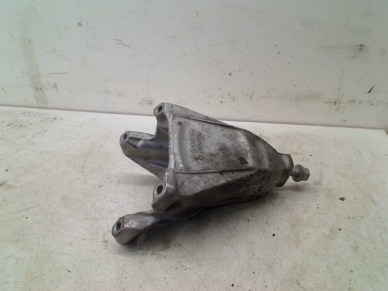 Motorsteun Links Audi A4 (B8) (2011-11/2015-12) 8K0199307CB, Auto-onderdelen, Motor en Toebehoren, Gebruikt, Auto-Union-Straße  1, Ingolstadt 85057, , Duitsland