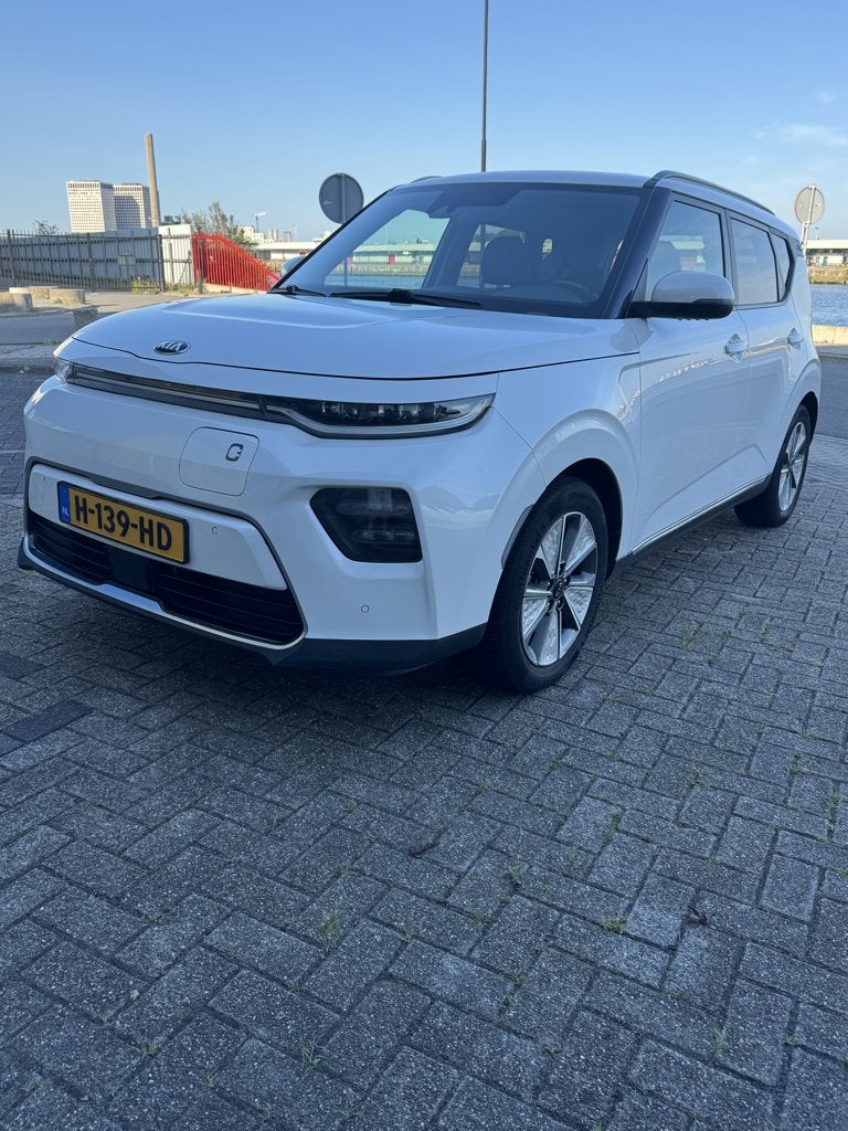 Kia e-Soul DynamicLine 64 kWh, Auto's, Kia, 1657 kg, Wit, Elektrisch, 630 min