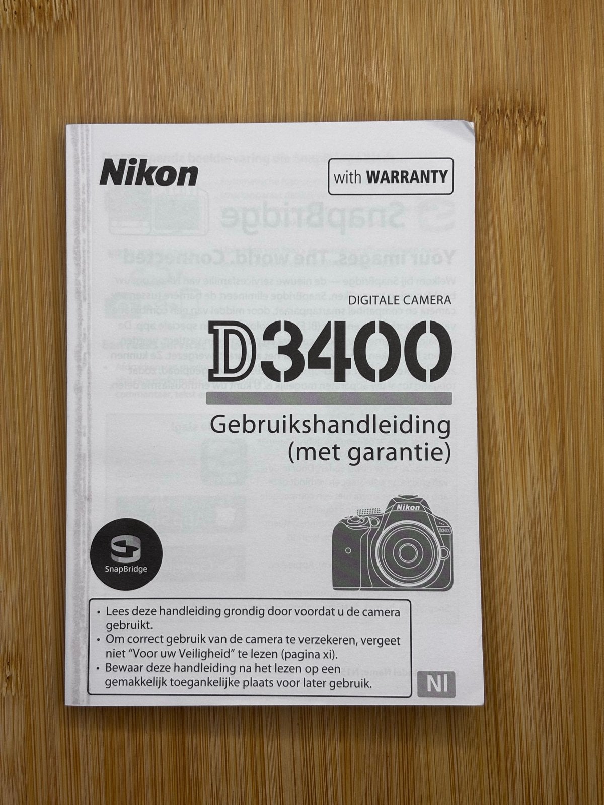Nikon D3400 Gebruikershandleiding nederlandstalig, Ophalen of Verzenden, Zo goed als nieuw, Nikon, Geen optische zoom
