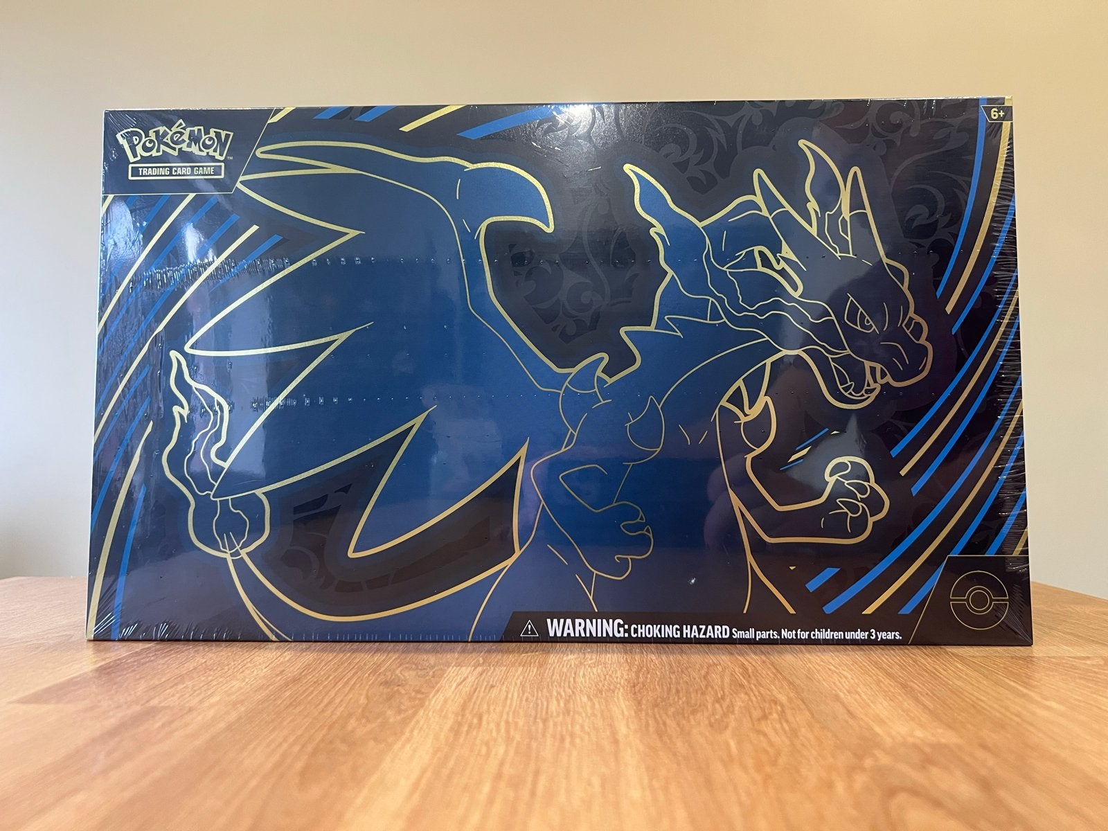 Charizard Ultra Premium Collection Box, Ophalen, Nieuw, Boosterbox, Foil