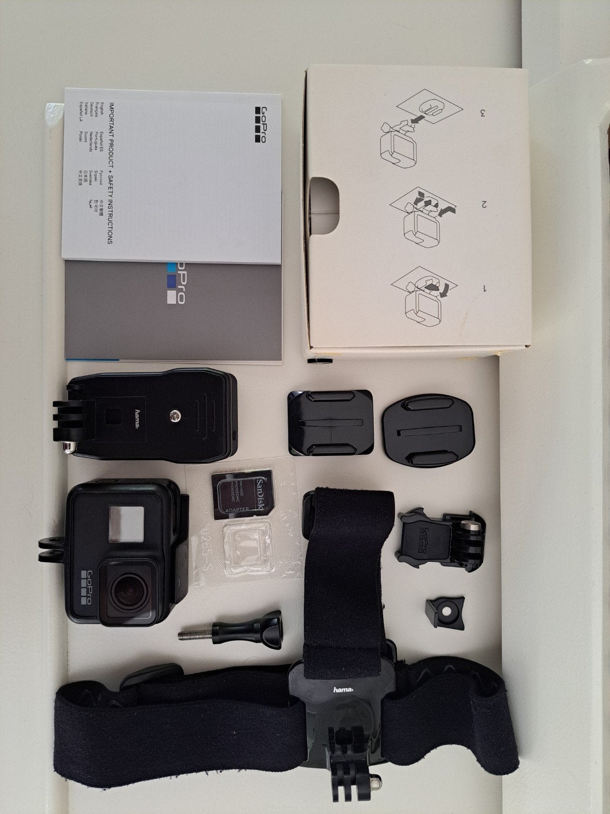 GoPro HERO7 Black met accessoires en 32GB SD-kaart, Ophalen of Verzenden, Zo goed als nieuw, GoPro