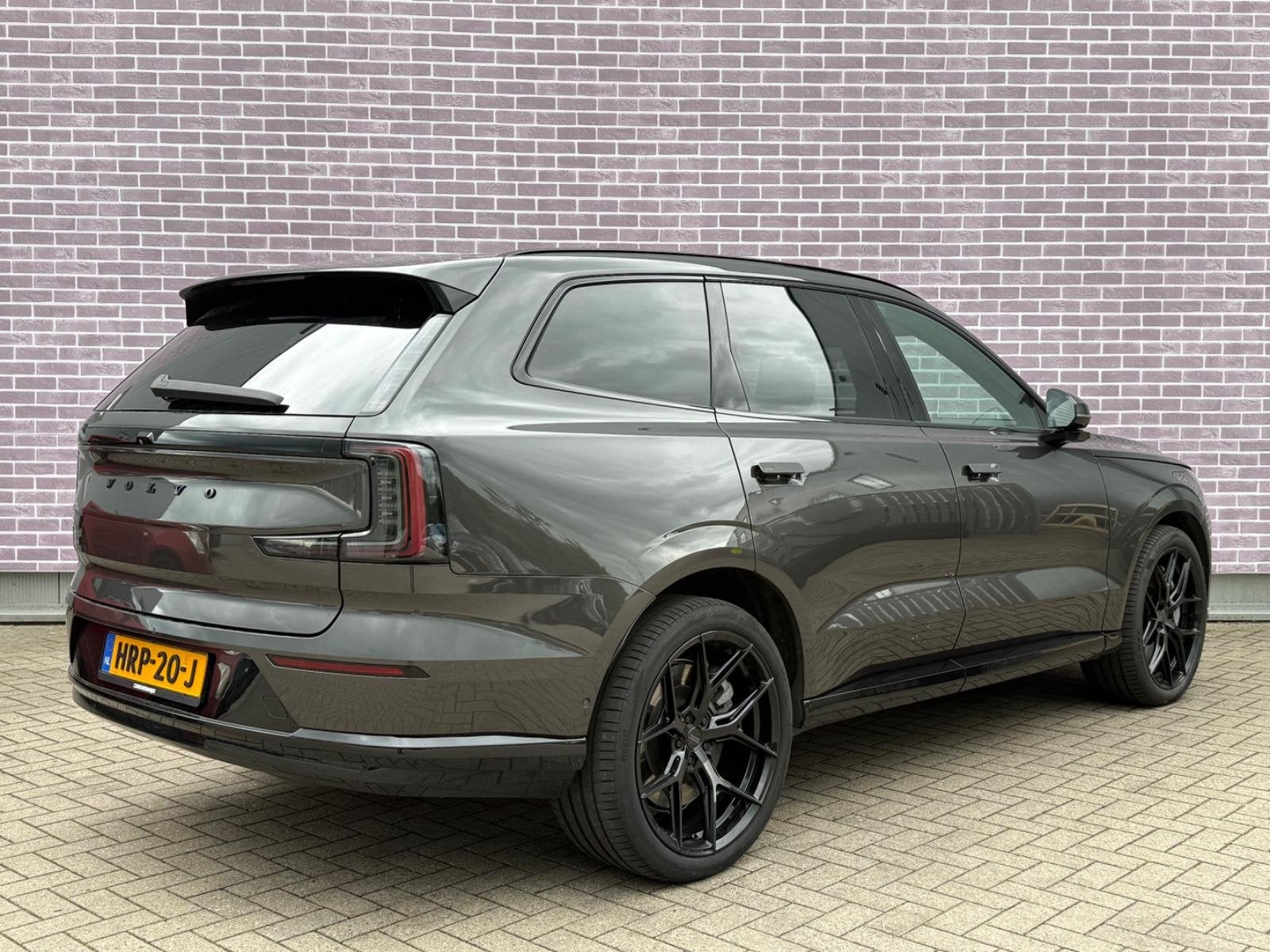 Volvo EX90 Twin Motor Ultra 7p. 111 kWh | 22" Vossen Velgen, Auto's, Volvo, Gebruikt, 585 km, 7 stoelen, Origineel Nederlands
