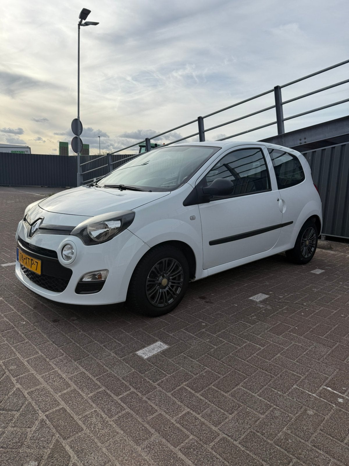 Renault Twingo 2012 1.2 16v - Dealer onderhouden - Cruise, Voorwielaandrijving, 839 kg, Twingo, 74 pk