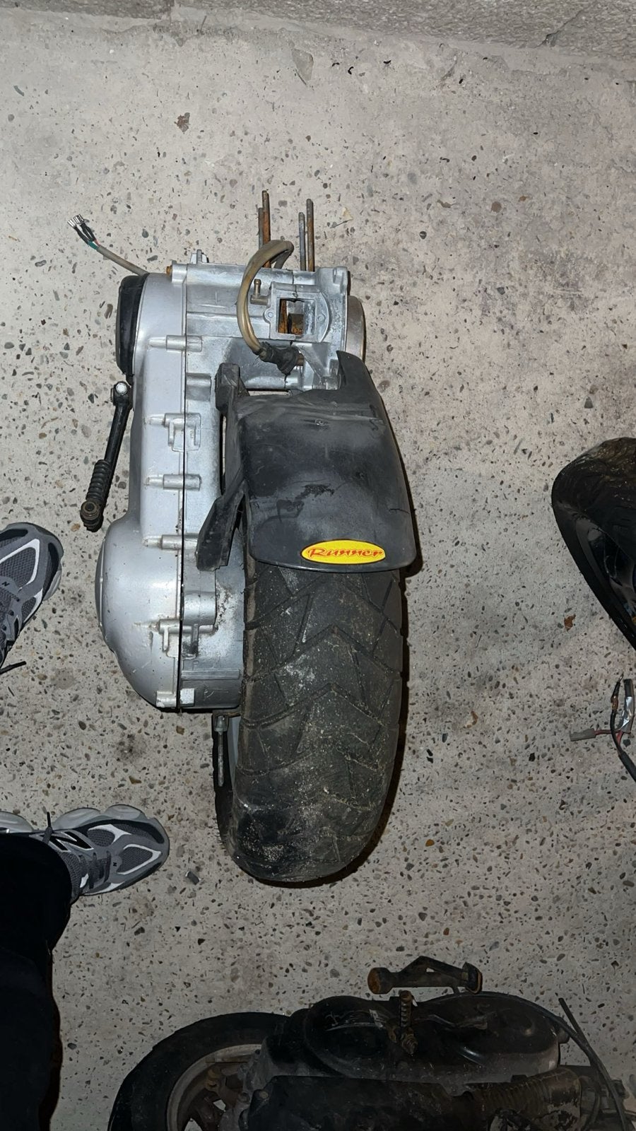 Piaggio Runner Blok met wiel, Ophalen, Gebruikt, Blok, Piaggio