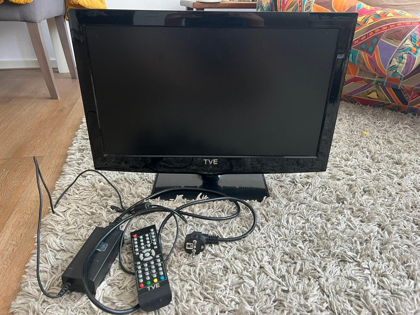 Tve TV screen 24inch, 50 Hz, Zo goed als nieuw, 100 cm of meer, Ophalen