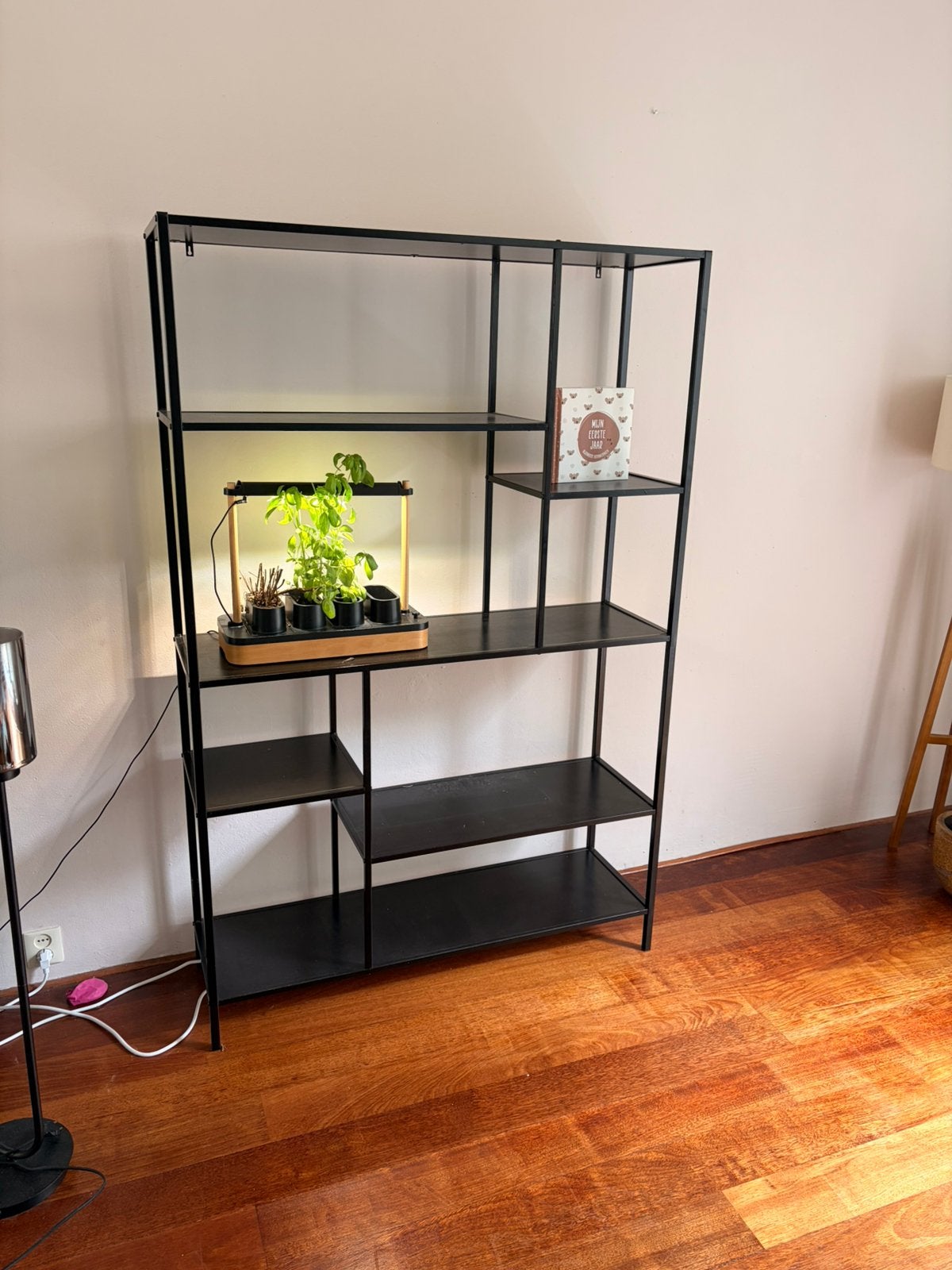 Open kast / open vitrine, Ophalen, Zo goed als nieuw