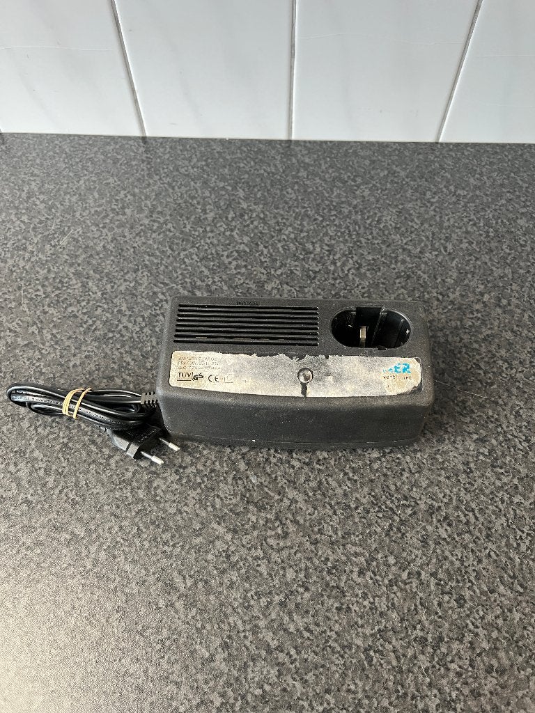 Berner acculader . 7.2 volt ., Ophalen of Verzenden, Gebruikt