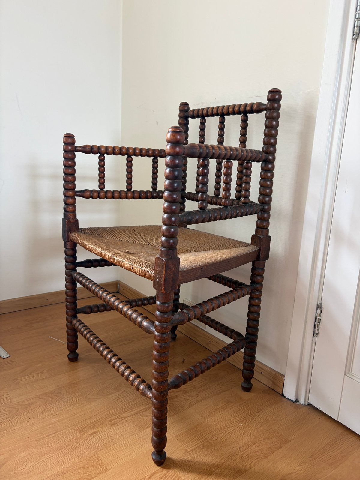 Dutch Bobbin-turned armchair, Ophalen