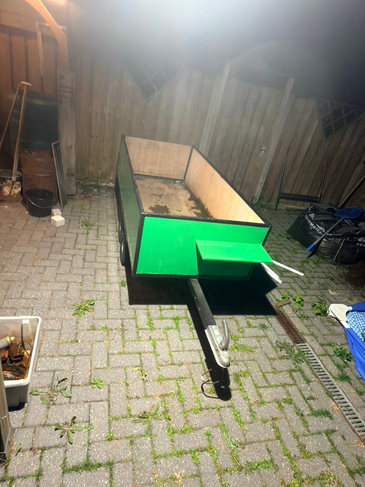 Aanhangwagen voor een zitmaaier, Ophalen, Zo goed als nieuw