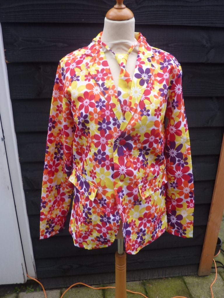 CARNAVAL, pak, kleurrijk pak, carnavalspak, Ophalen of Verzenden, Zo goed als nieuw, Carnaval, Kleding