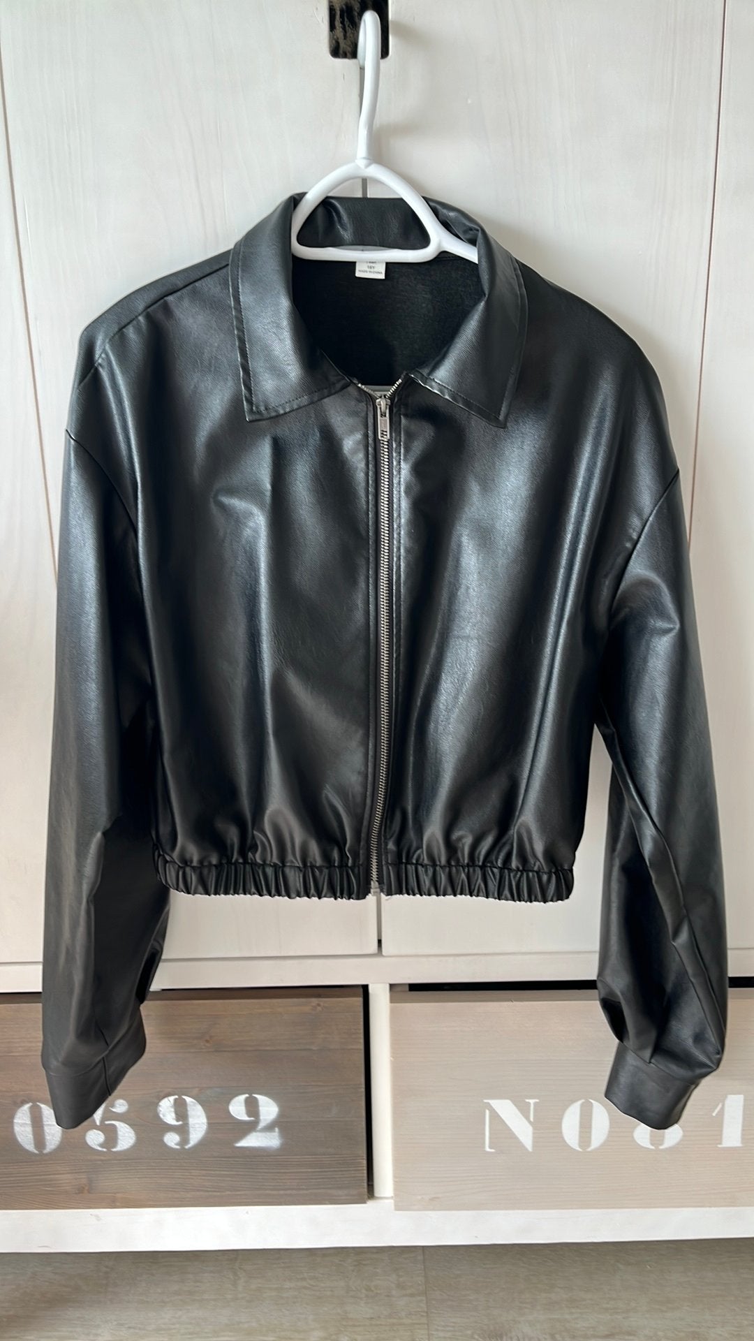 Shein oversized PU leren zwart meisjes jasje 176 kort model, Ophalen of Verzenden, Zo goed als nieuw, Meisje, Jas