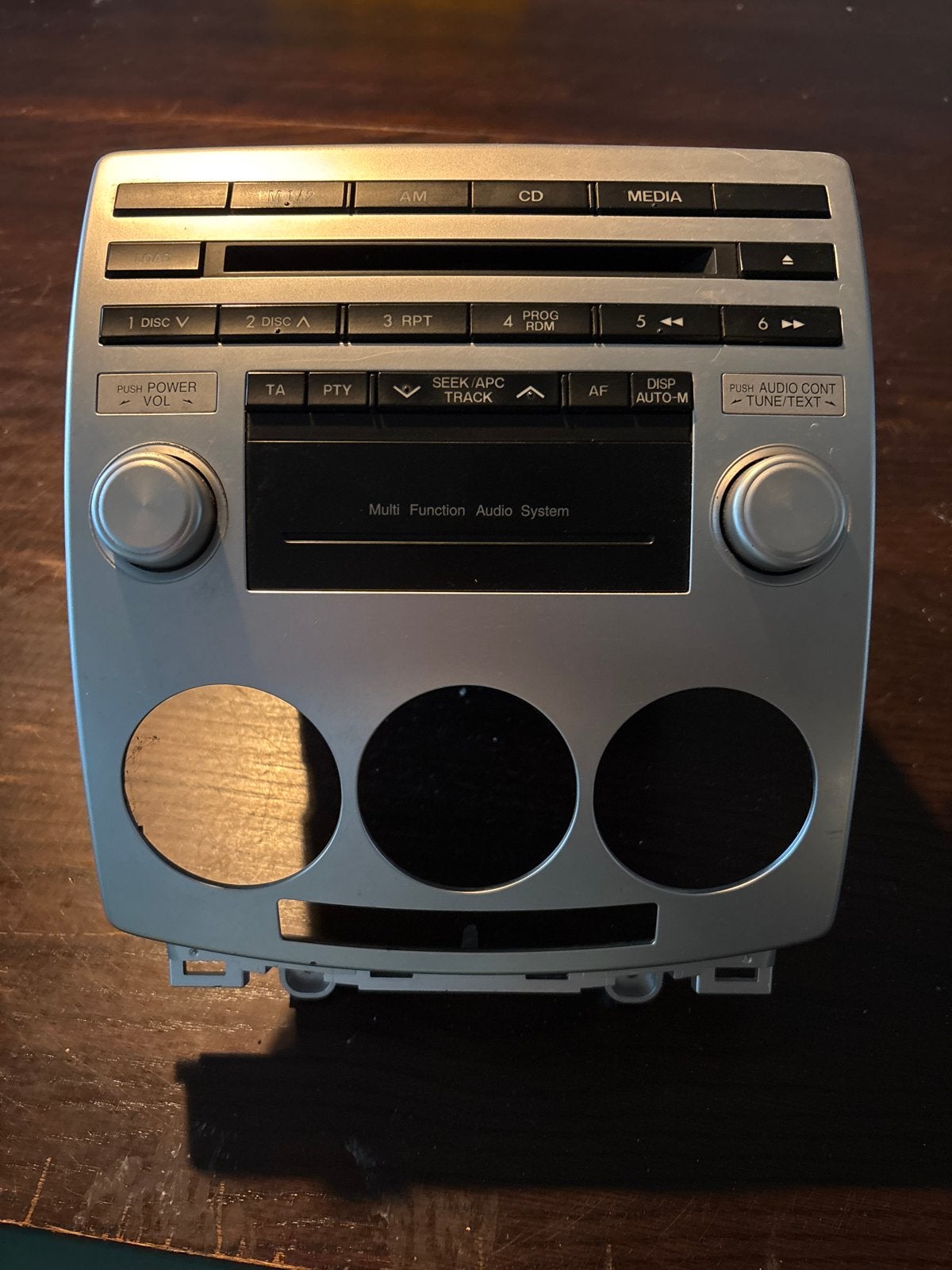 Autoradio Mazda 5 2006 (past mogelijk ook in andere modellen, Auto diversen, Ophalen of Verzenden, Gebruikt