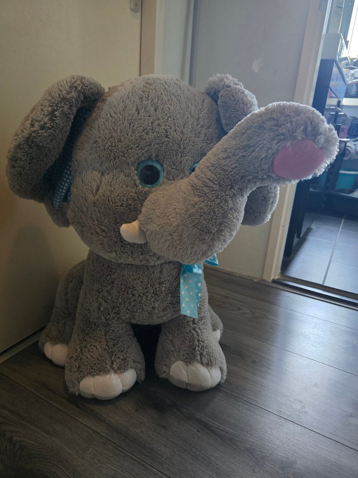 Grote Knuffel Olifant - 67 cm hoog, grijs met blauw, Ophalen of Verzenden