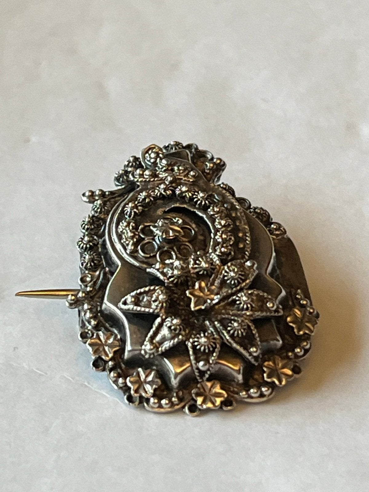 Antieke Zilveren Zeeuwse Broche - 3,5 cm, Verzenden, Zo goed als nieuw, Minder dan 4 cm, Zilver
