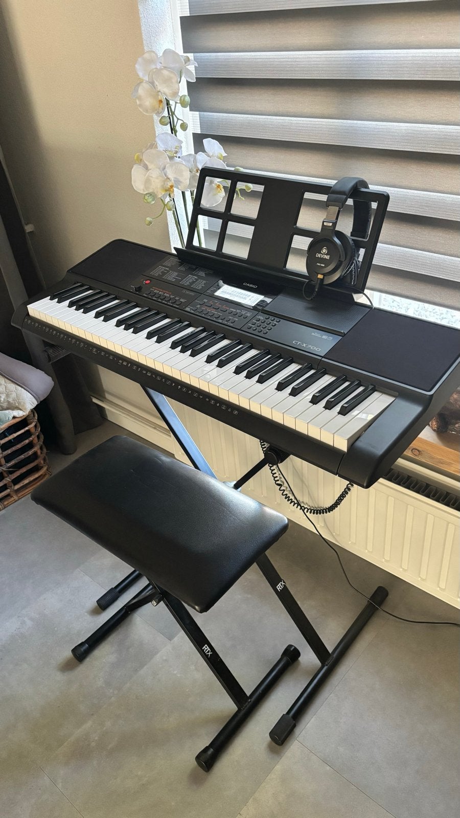 Casio CT-X700 Keyboard, standaard, kruk, koptelefoon., Ophalen, Casio, 61 toetsen, Zo goed als nieuw