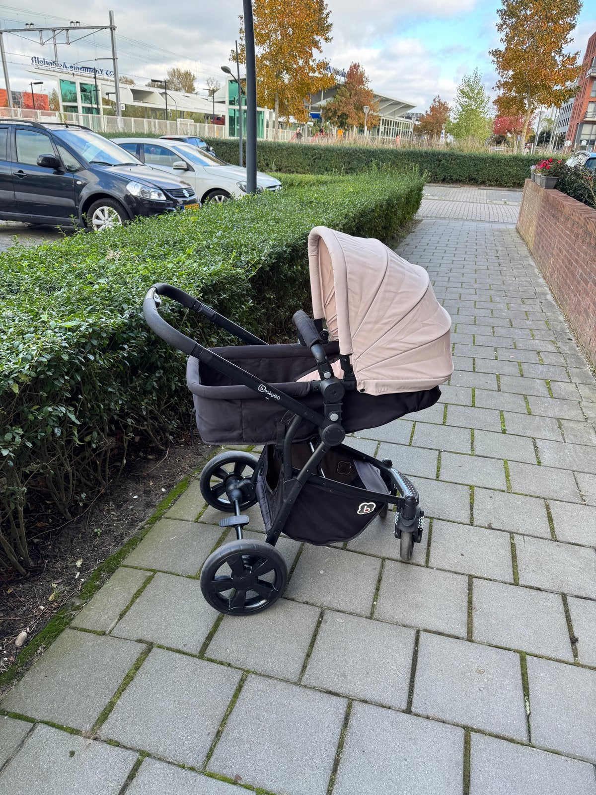Quinny kinderwagen met reiswieg en verstelbare duwstang, Kinderen en Baby's, Kinderwagens en Combinaties, Gebruikt, Quinny, Met reiswieg