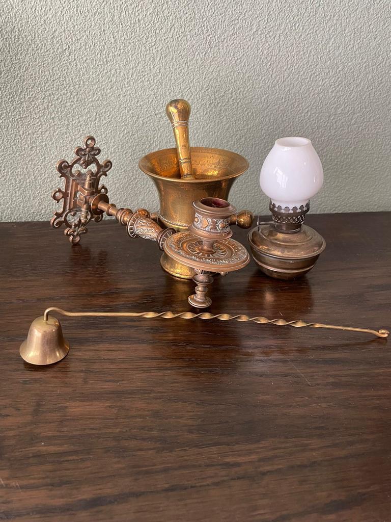 Antieke olielamp en koperen accessoires set, Ophalen, Koper