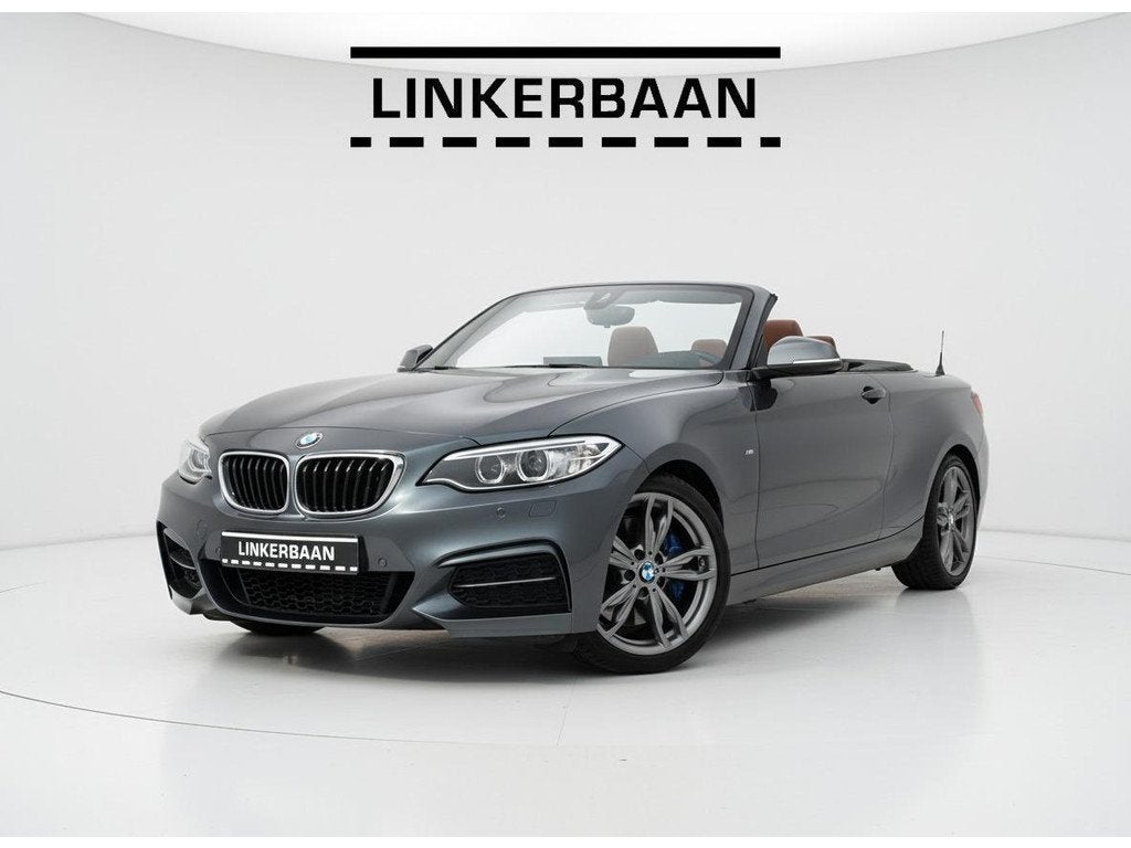 BMW 2 Serie Cabrio M235i Cabrio High Executive | Leder | H&K, Auto's, BMW, Achterwielaandrijving, Gebruikt, Euro 6, 1595 kg