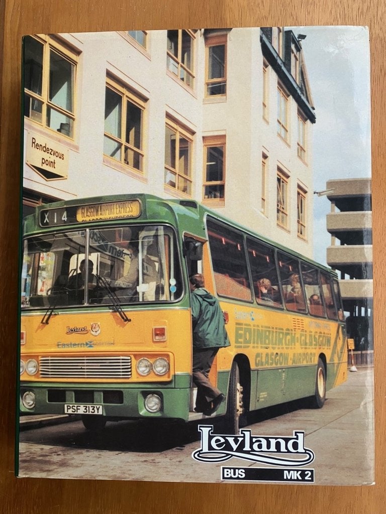 The Leyland Bus MK 2 - D.Jack (prijs incl. verzend), Verzenden, Gelezen, Bus