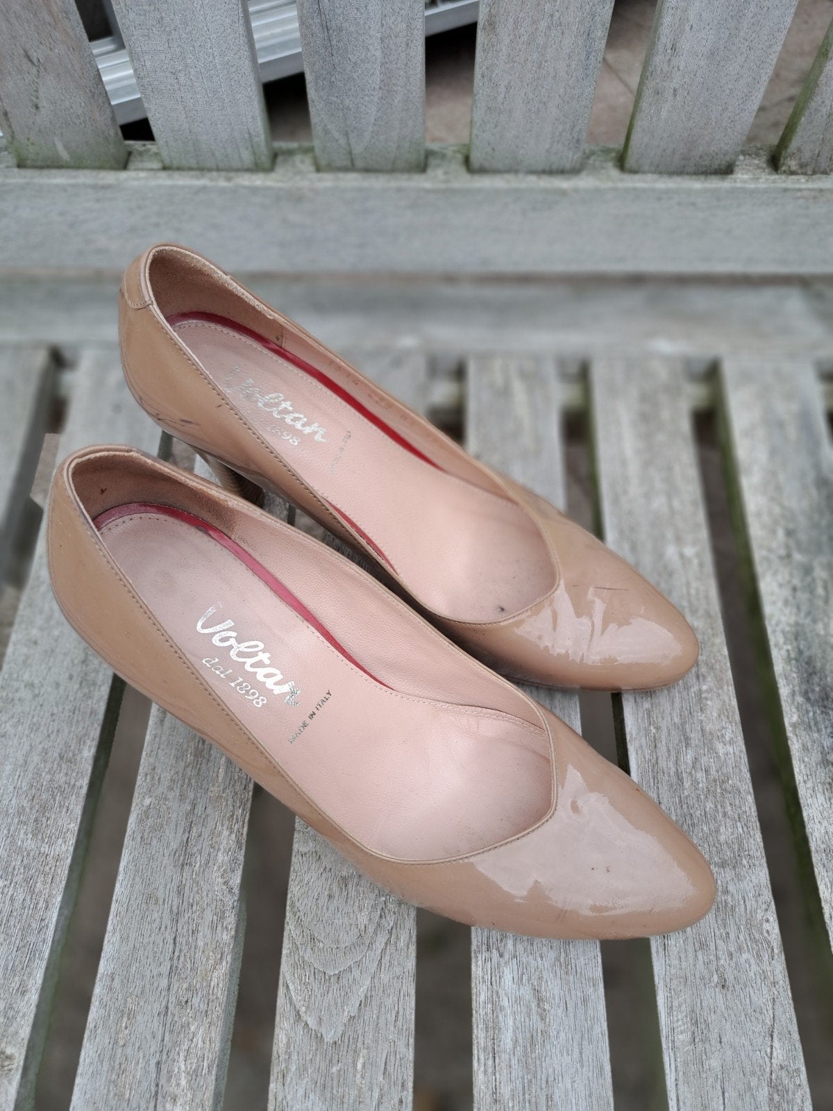 Voltan pumps, maat 38, Beige, Voltan, Ophalen of Verzenden, Schoenen met hoge hakken