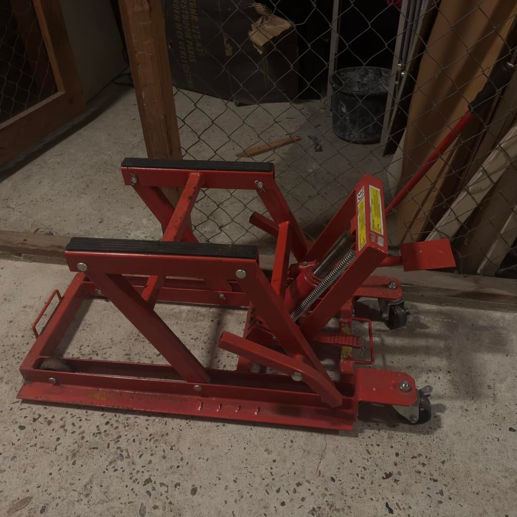 Robuuste Motorlift / ATV Krik - Max. 680 kg, Ophalen, Gebruikt