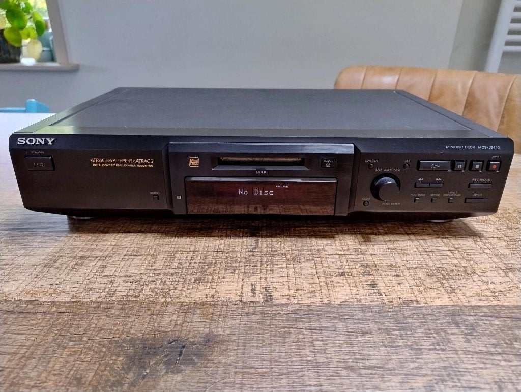 Sony MDS-JE440 MDLP Minidisc-deck (lezen !), Audio, Tv en Foto, Walkmans, Discmans en Minidiscspelers, Ophalen of Verzenden, Minidisc-recorder