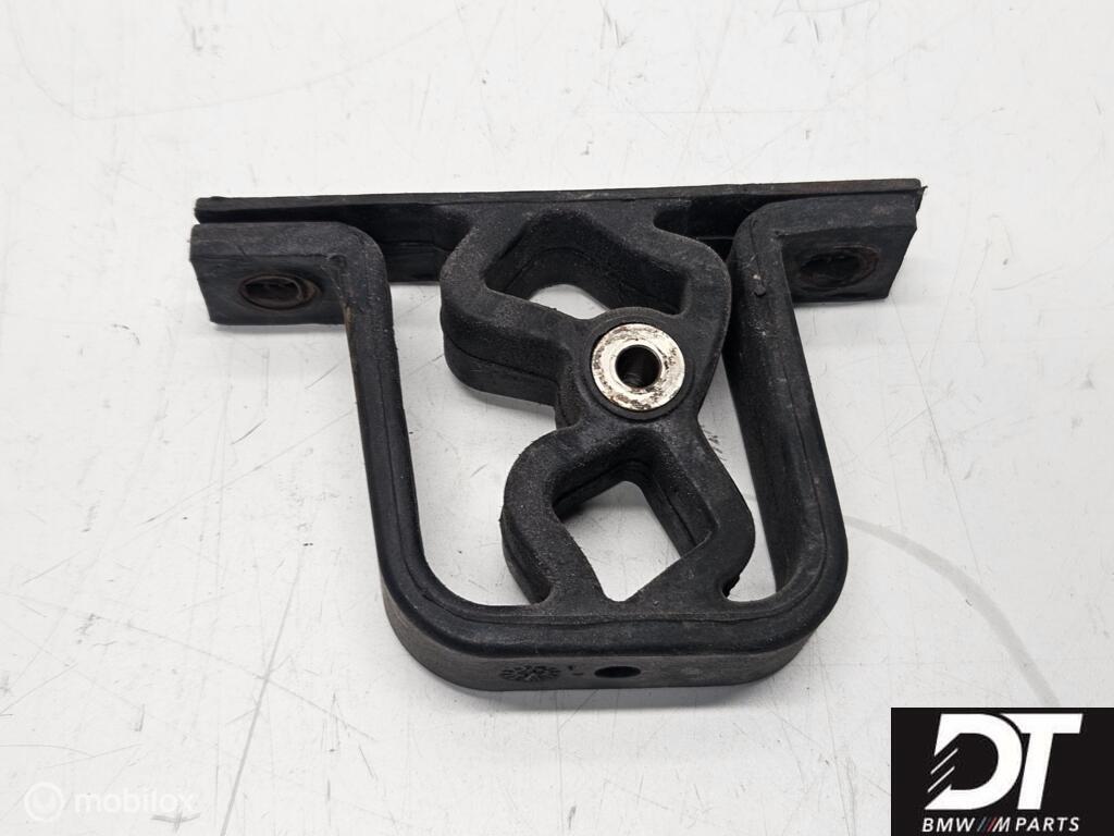 Uitlaatsteun BMW M3 E46 E39 M5 E36 M3 E92 M3 18201401797, Gebruikt, Ophalen of Verzenden, BMW