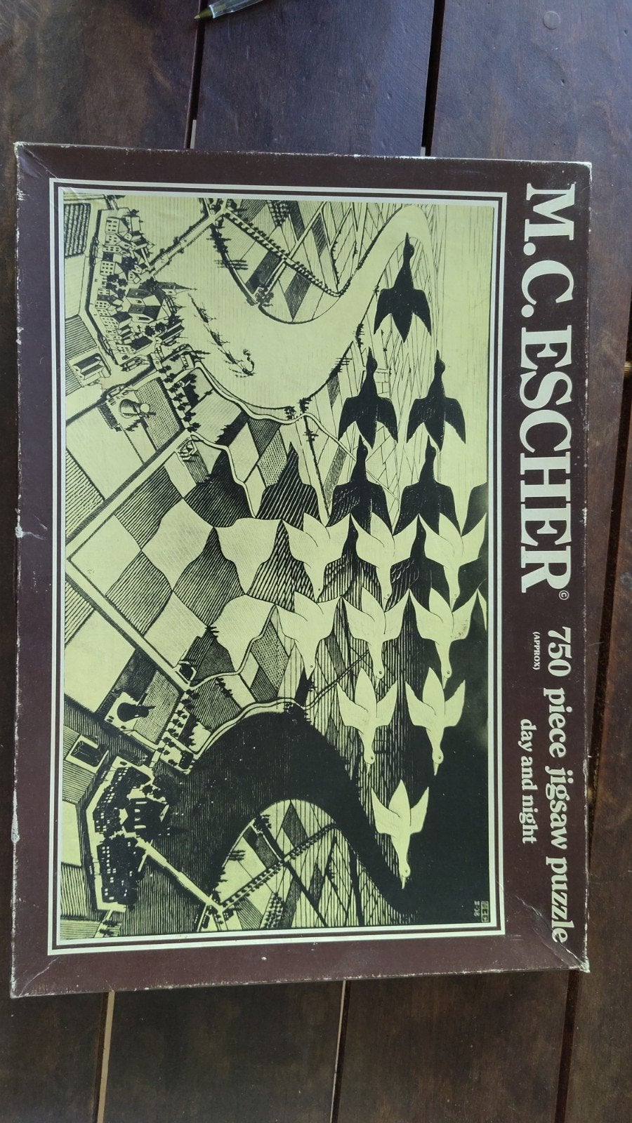 M.C. Escher Dag en Nacht 750 stukjes legpuzzel, Ophalen, 500 t/m 1500 stukjes, Gebruikt, Legpuzzel