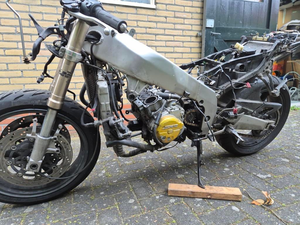 Zxr 400 rollend frame met kenteken., Motoren, Ophalen of Verzenden