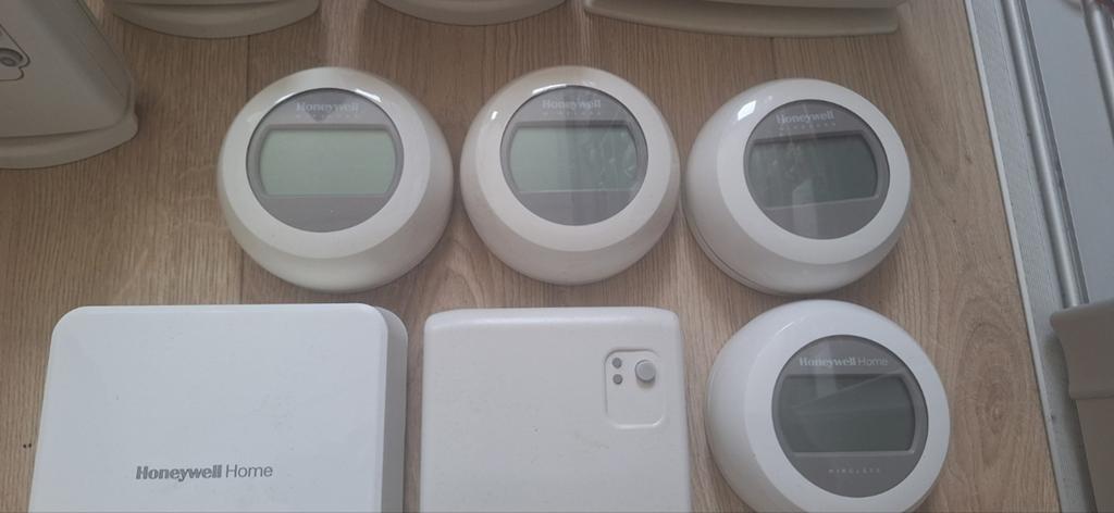 HONEYWELL EVOHOME ROUND WIRELESS THERMOSTAAT EN MEER!!, Ophalen of Verzenden