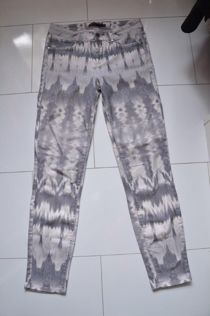 Karen millen broek, maat 38., Kleding | Dames, Broeken en Pantalons, Maat 38/40 (M), Karen Millen, Ophalen of Verzenden, Zo goed als nieuw