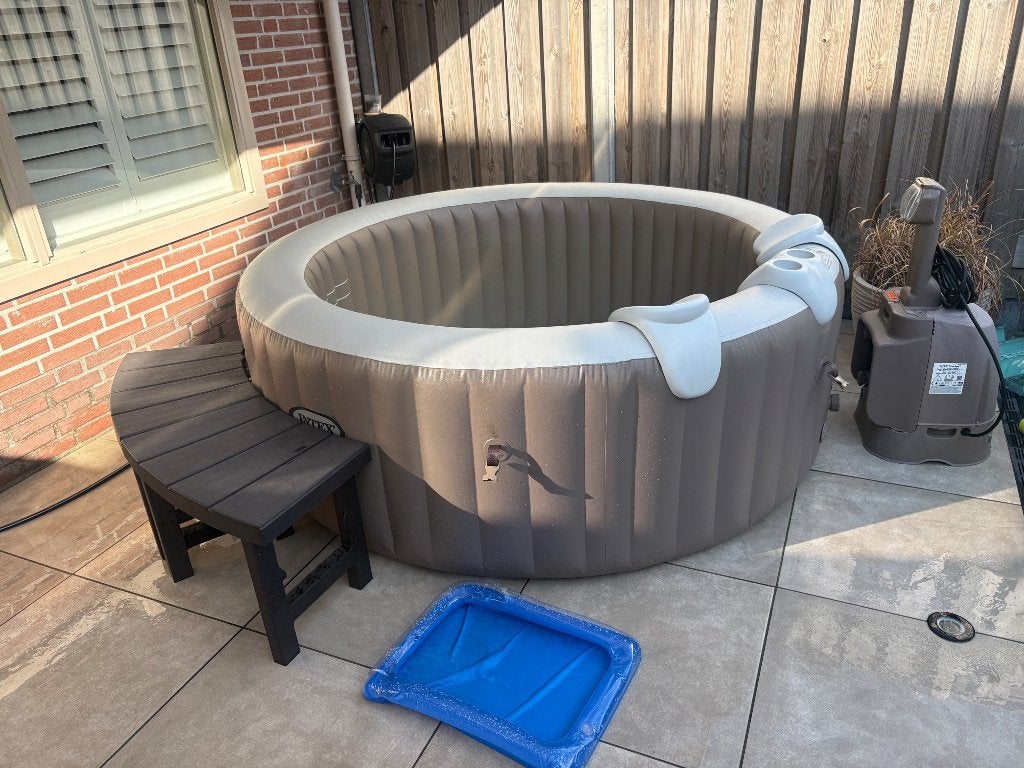 Spa intex jacuzzi, Tuin en Terras, Bubbelbaden en Hottubs, Ophalen, Gebruikt, Filter, Opblaasbaar