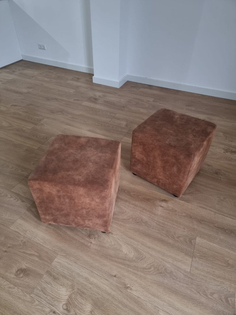 2 poefen cognac, Huis en Inrichting, Banken | Voetenbanken en Poefen, Ophalen, Minder dan 50 cm, Gebruikt, Rond