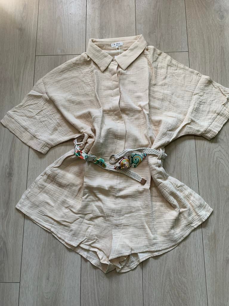 Kilky Playsuit / Combishort met riem - Crème/Beige S/M, Ophalen of Verzenden, Nieuw, Maat 38/40 (M), Beige
