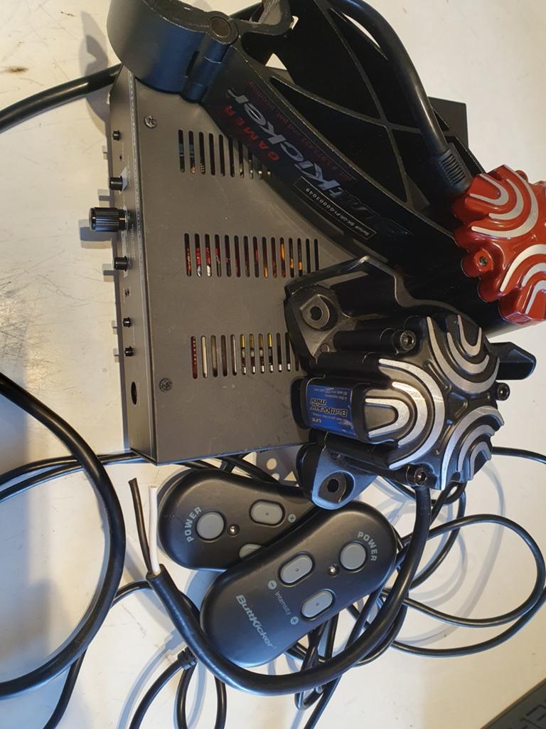 ButtKicker Gamer 2 Transducer Tactile Shaker, Ophalen of Verzenden, Zo goed als nieuw, Overige platformen
