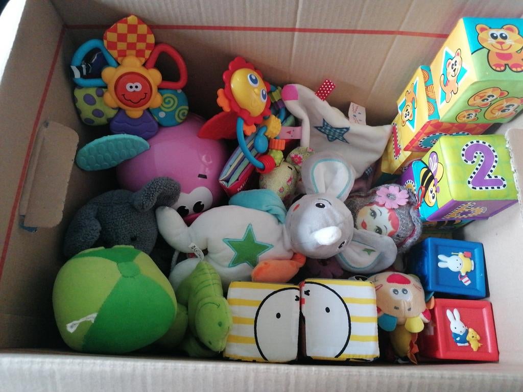 Babyspeelgoed, hele doos. O.a. nijntje, playgro, Ophalen of Verzenden, Zo goed als nieuw, Overige typen, Met geluid