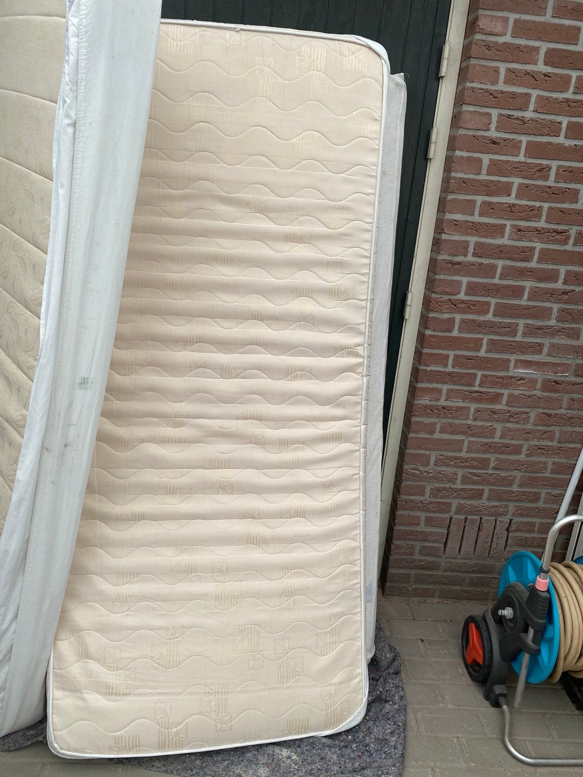 3 matrassen zgan 90x200, Huis en Inrichting, Slaapkamer | Matrassen en Bedbodems, Ophalen, Zo goed als nieuw, Eenpersoons, 90 cm