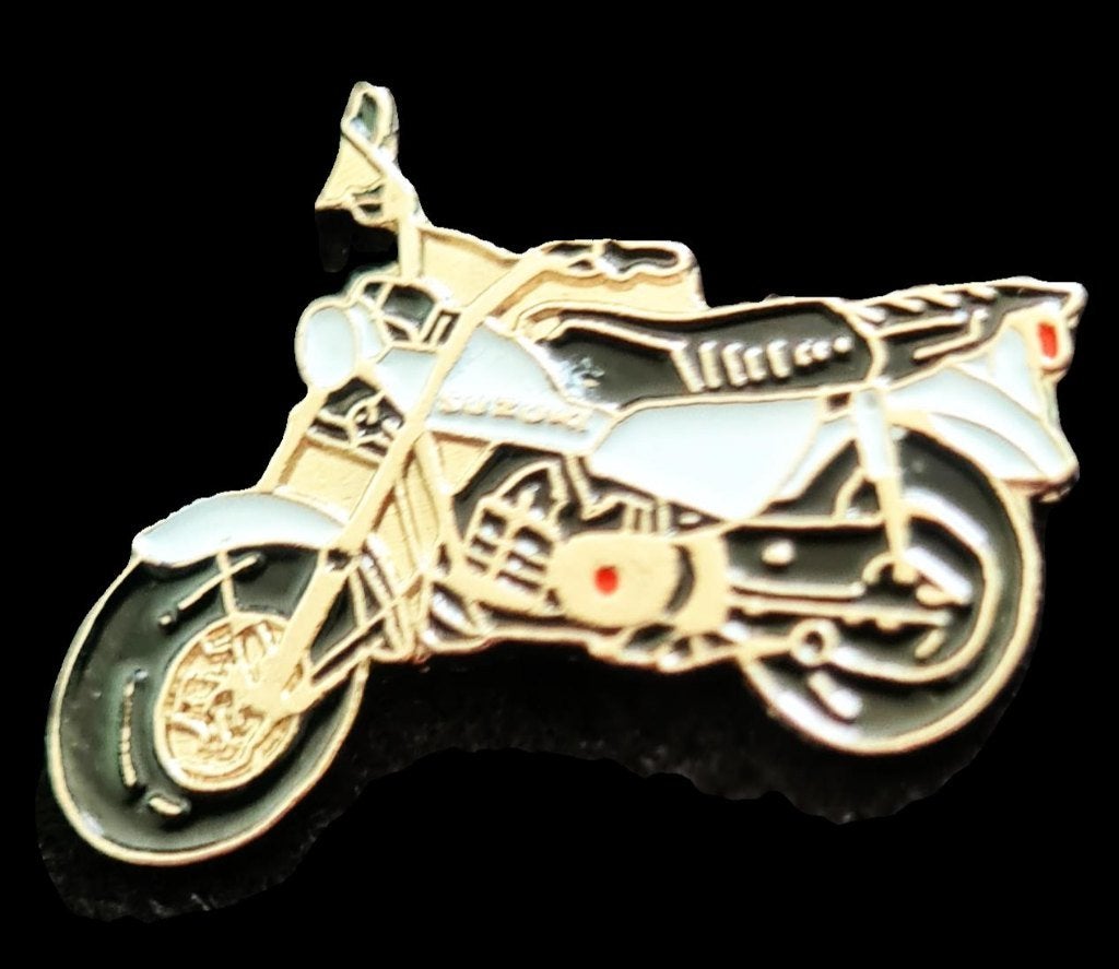 Suzuki RV 90 Van 1975 pin, Ophalen of Verzenden, Nieuw, Transport, Speldje of Pin