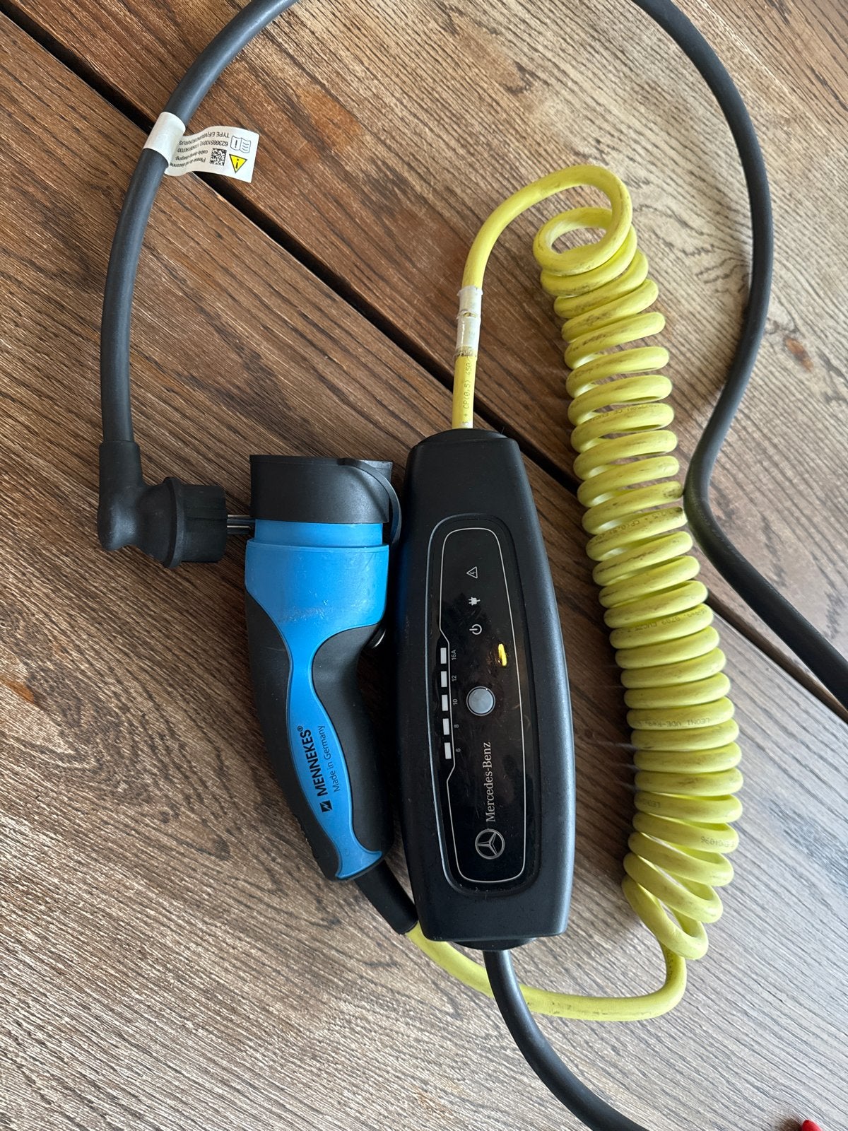 Mercedes-Benz Mode 2 laadkabel (Overcompleet), Auto diversen, Auto-accessoires, Zo goed als nieuw, Ophalen of Verzenden